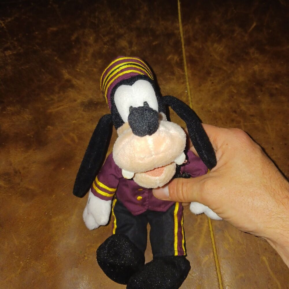 Walt Disney Theme Parks: Tower Of Terror GOOFY Bean Bag 10" Plush Toy Plushie